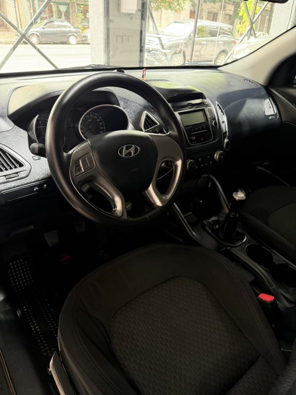 Imagen ilustrativa de Hyundai Tucson 2.0 Gl 5mt 2wd