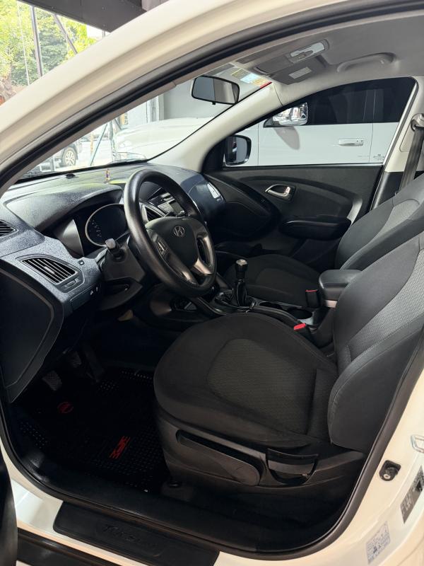 Imagen ilustrativa de Hyundai Tucson 2.0 Gl 5mt 2wd