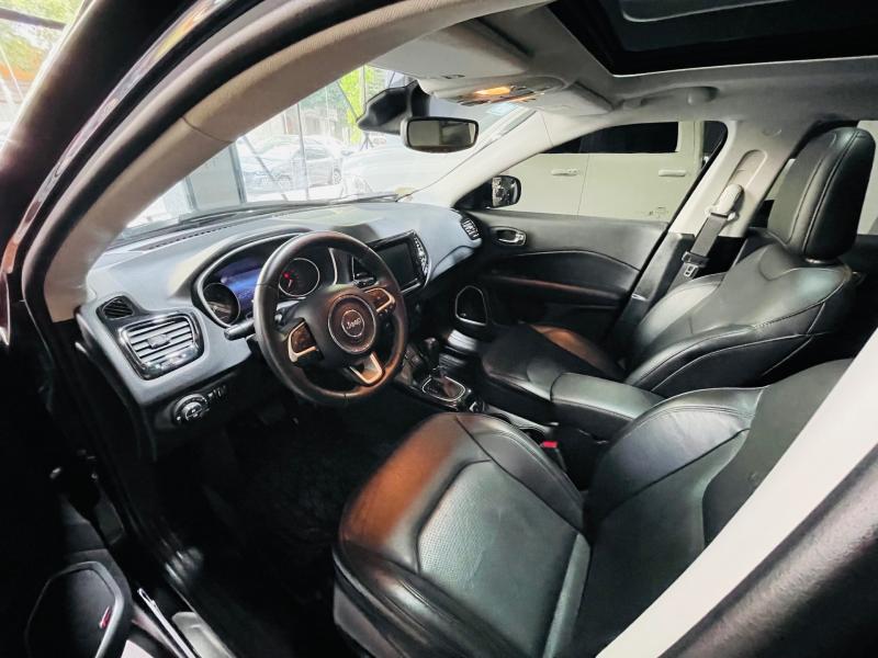 Imagen ilustrativa de Jeep Compass 2.0 Td At9 4x4 Limited Plus