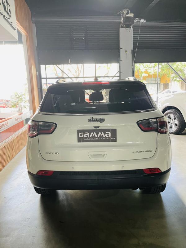 Imagen ilustrativa de Jeep Compass 2.4 Limited 170cv Atx