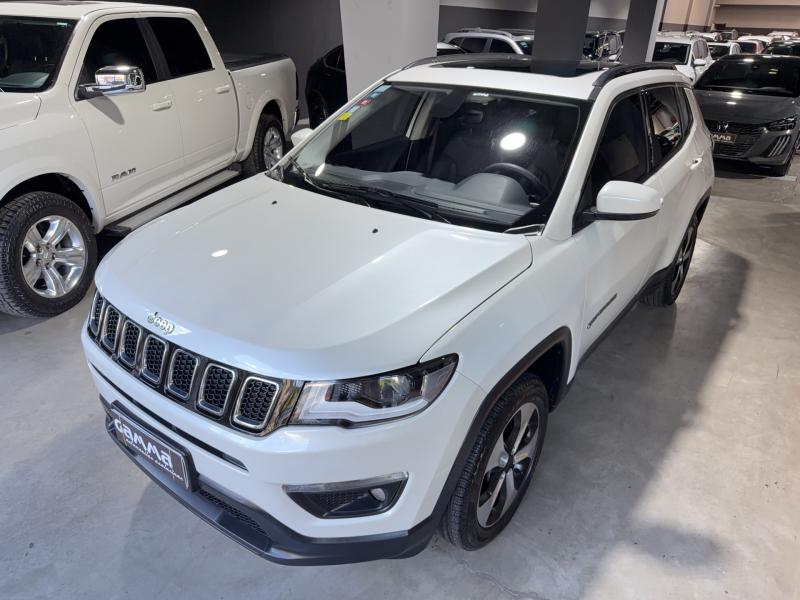 Imagen ilustrativa de Jeep Compass 2.4 Longitude Plus 4X4